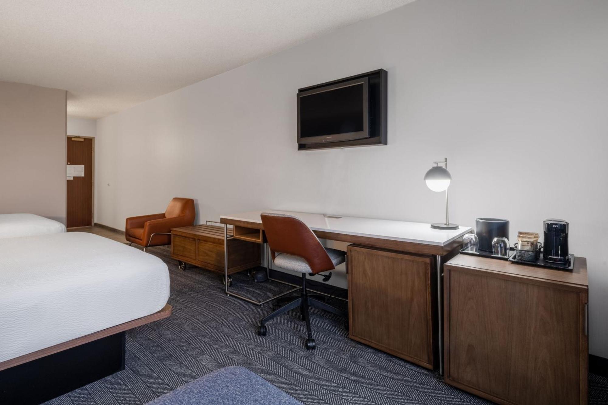 Courtyard Salt Lake City Airport Bagian luar foto